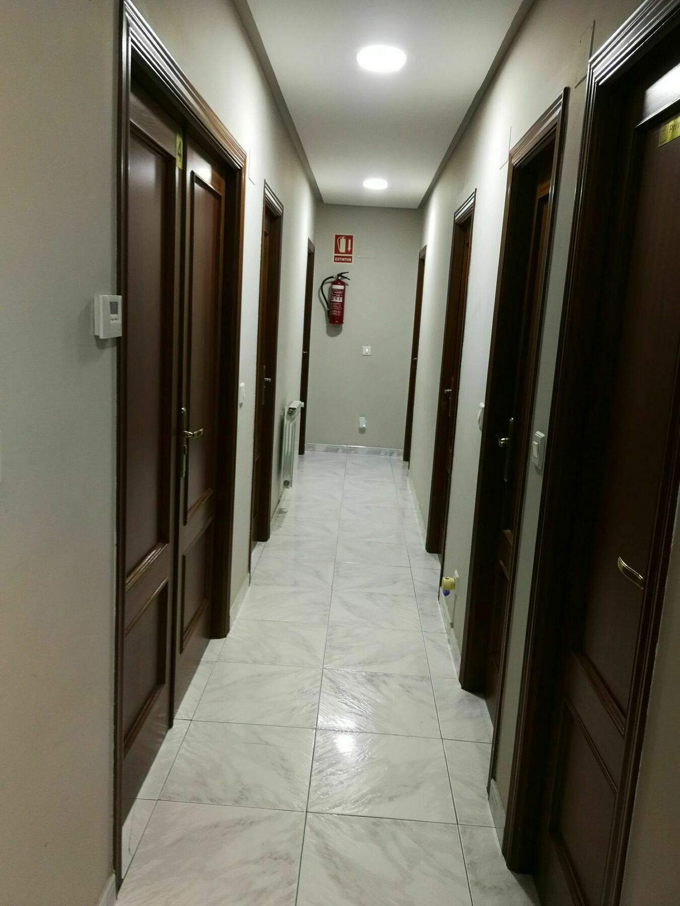 לאון Hostal Cerecedo מראה חיצוני תמונה