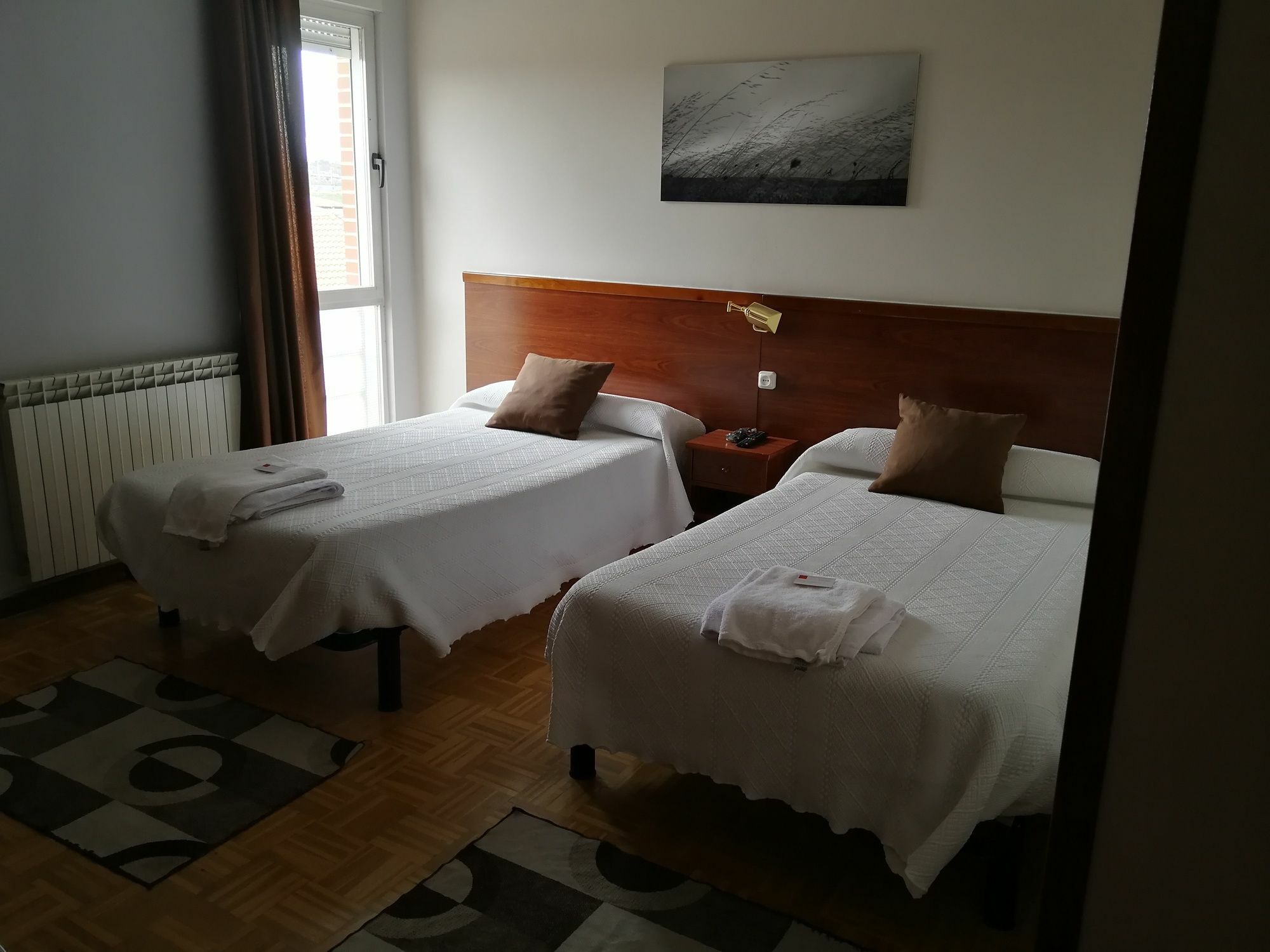 לאון Hostal Cerecedo מראה חיצוני תמונה